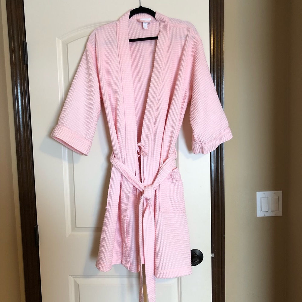Waffle weave bathrobe